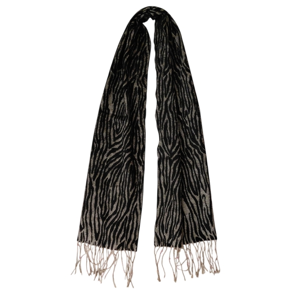 Amicale Animal Print 100% Silk Scarf - Picture 1 of 5